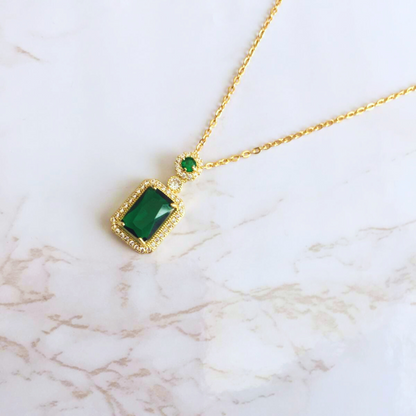 Deep Green Nature Necklace